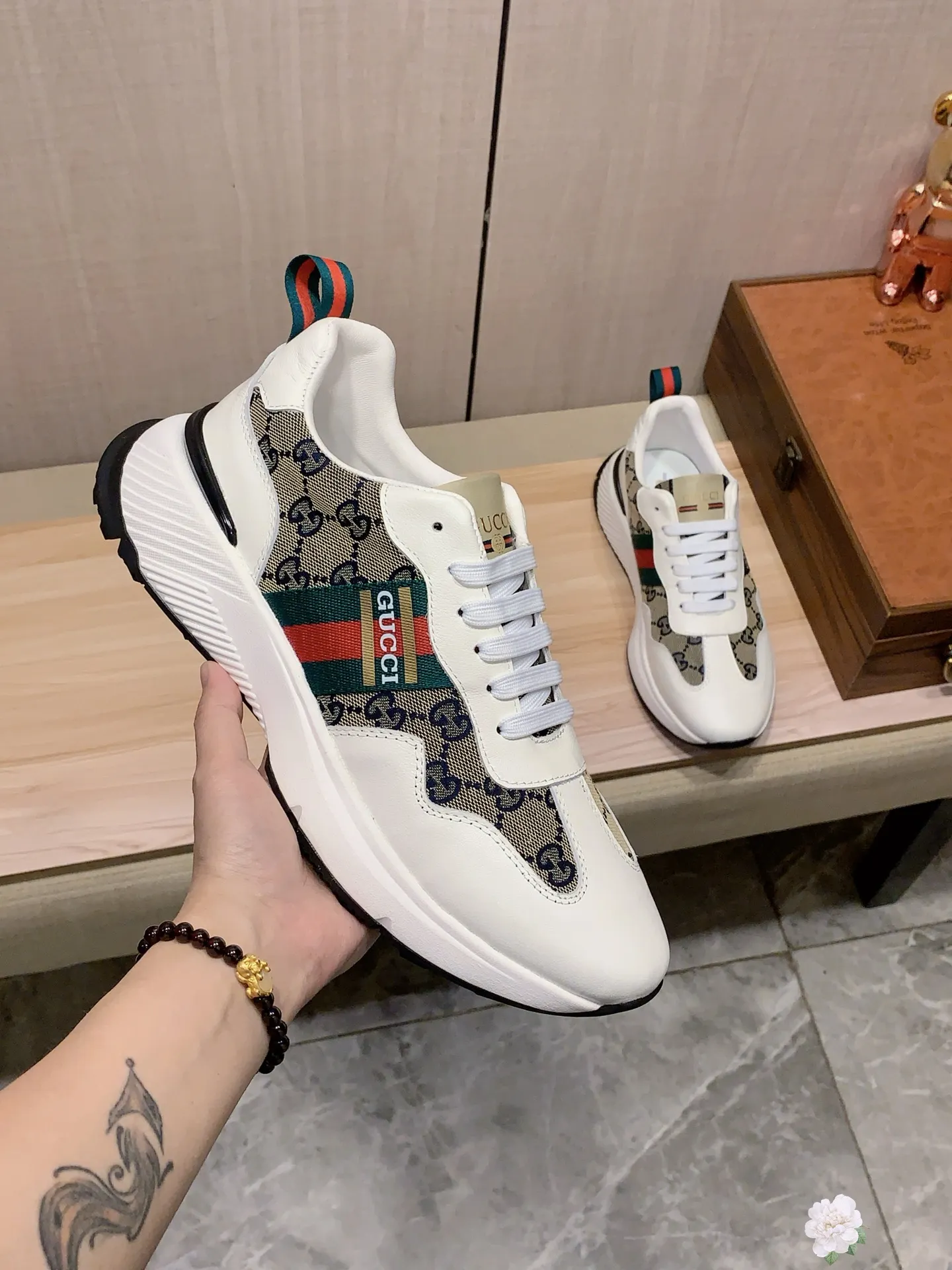 Men's men's shoes💰460💰💰🎩🎩[Lightning][Lightning] "Gucci*" The latest • popular casual shoes, top brand [seduce] luxury ~ purchasing agency, top ~ quality. [Strong] The upper is made of imported breathable cowhide with woven material ➕ breathable sheepskin feet (•) and fine workmanship. The original stylish and stylish soft rubber wear-resistant and non-slip outsole is light and comfortable on the feet. The real thing looks better when photographed. 010: Size: 38-44, 4️⃣ colors selected